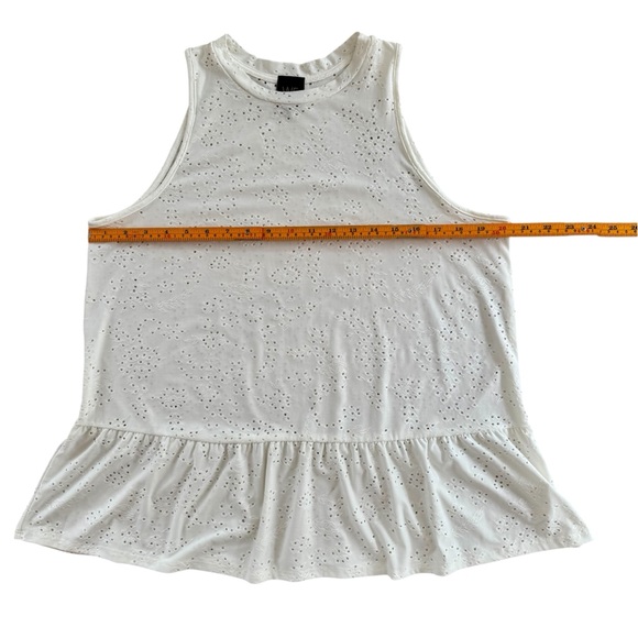 NWOT Anthropologie W5 Ivory Eyelet Broderie Peplum Sleeveless Top - Picture 4 of 7